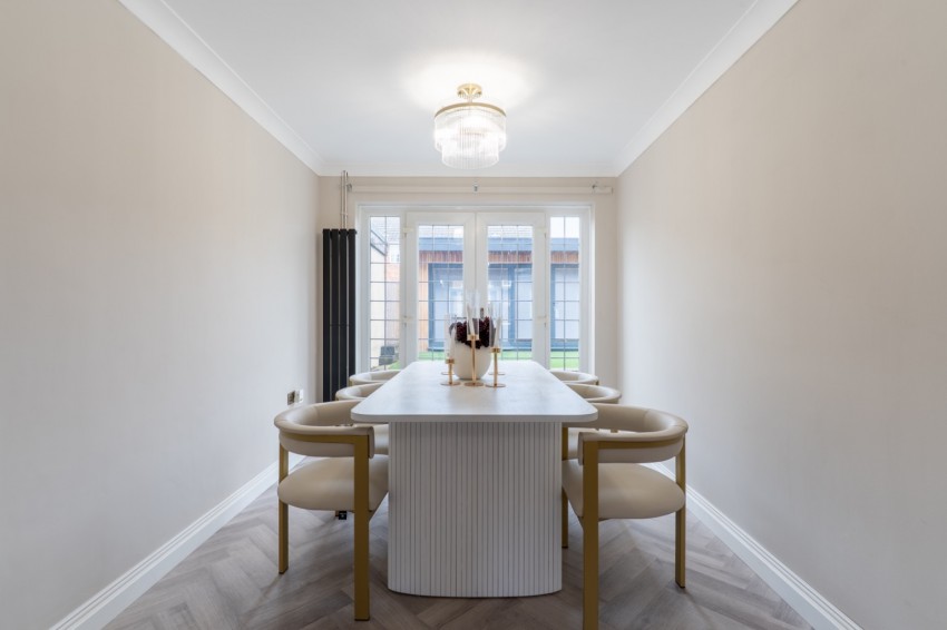 Images for Cirrus Crescent, Gravesend