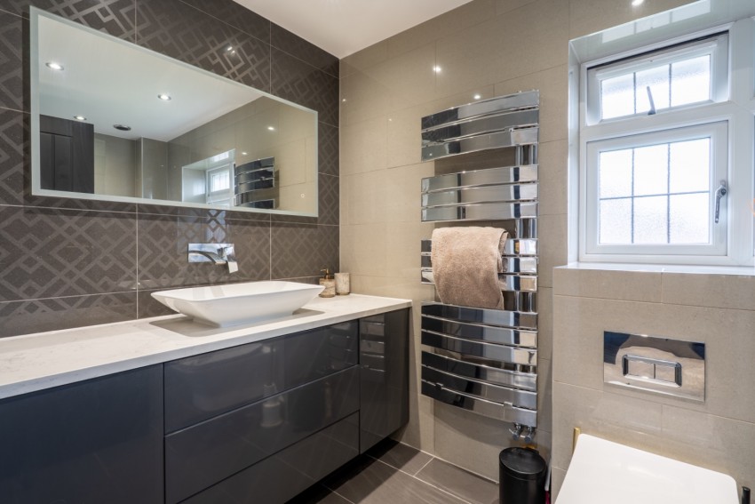 Images for Cirrus Crescent, Gravesend