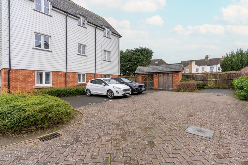 Images for Eglington Drive, Wainscott, Rochester, Kent, ME3