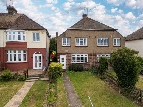 View Full Details for Rochester Road, Gravesend, Kent, DA12 4TT