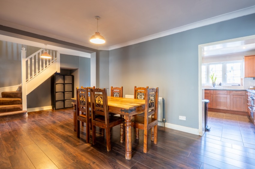 Images for Valley Drive, Gravesend, DA12 5RR