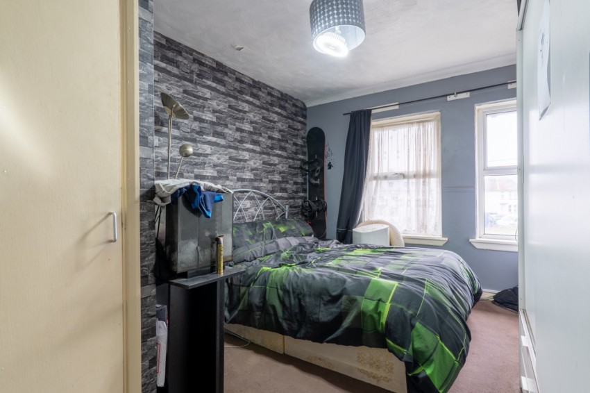 Images for Poplar Avenue, Gravesend, Kent, DA12