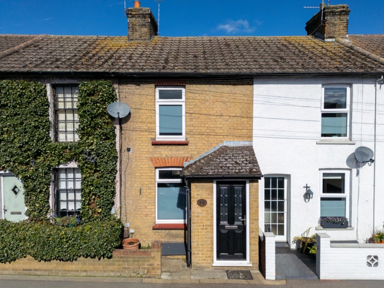 Lower Higham Road, Gravesend, Kent, DA12