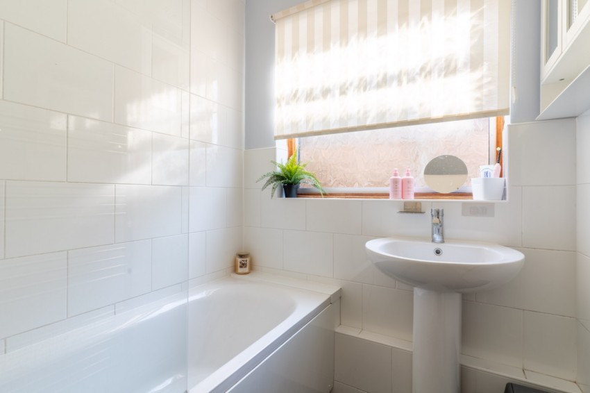 Images for Cambria Crescent, Gravesend, Kent, DA12 4NY