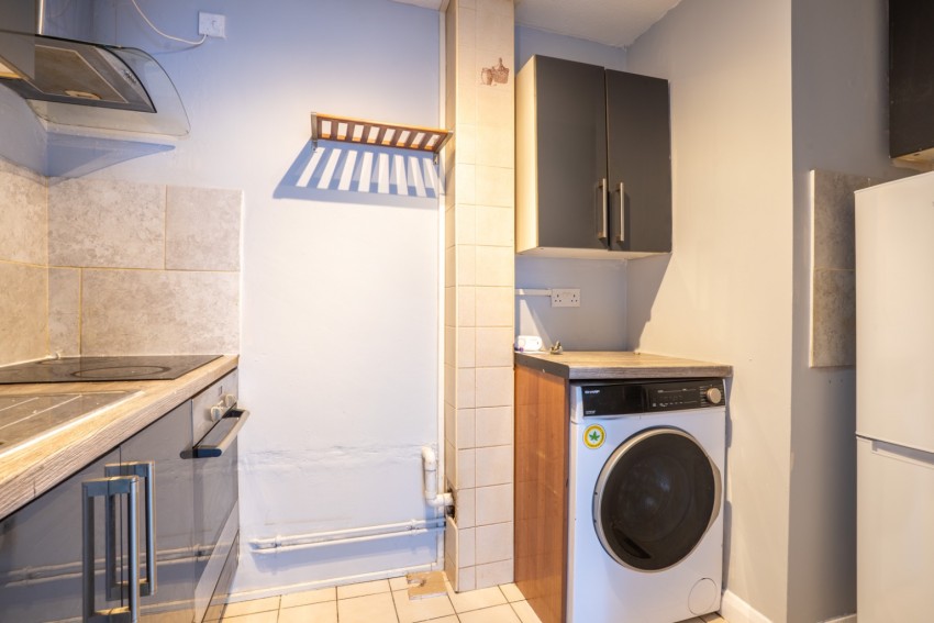 Images for Vine Court, Brewhouse Yard, Gravesend, Kent, DA12 2EJ