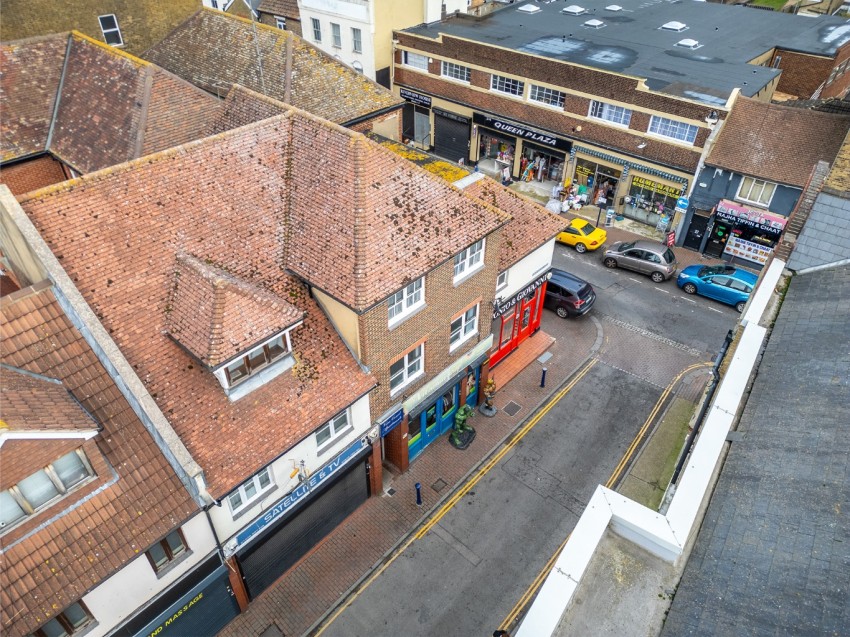 Images for Vine Court, Brewhouse Yard, Gravesend, Kent, DA12 2EJ