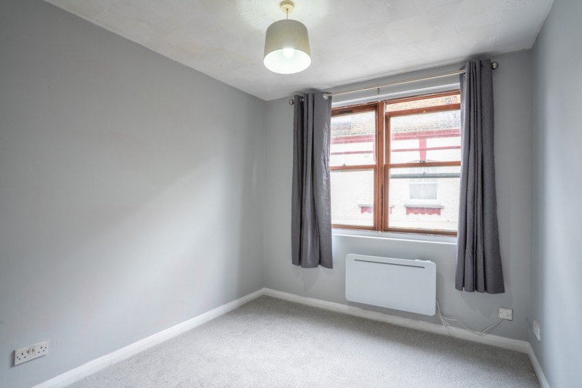 Images for Vine Court, Brewhouse Yard, Gravesend, Kent, DA12 2EJ