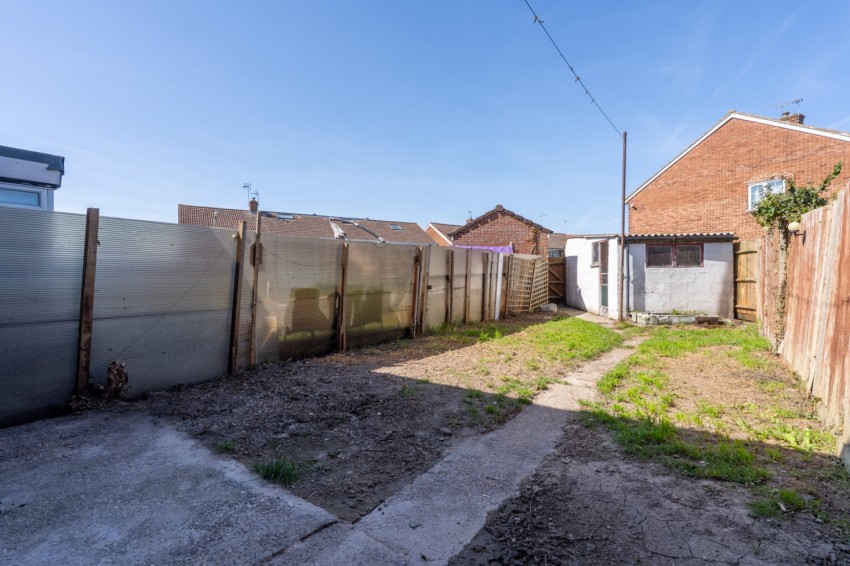 Images for Beaumont Drive, Northfleet, Gravesend, Kent, DA11 9NY