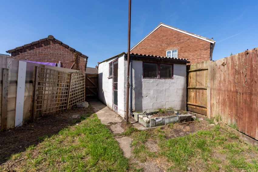 Images for Beaumont Drive, Northfleet, Gravesend, Kent, DA11 9NY