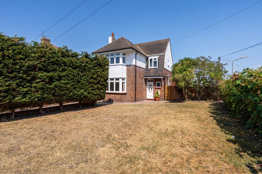 Images for Lamorna Avenue, Gravesend, Kent, DA12