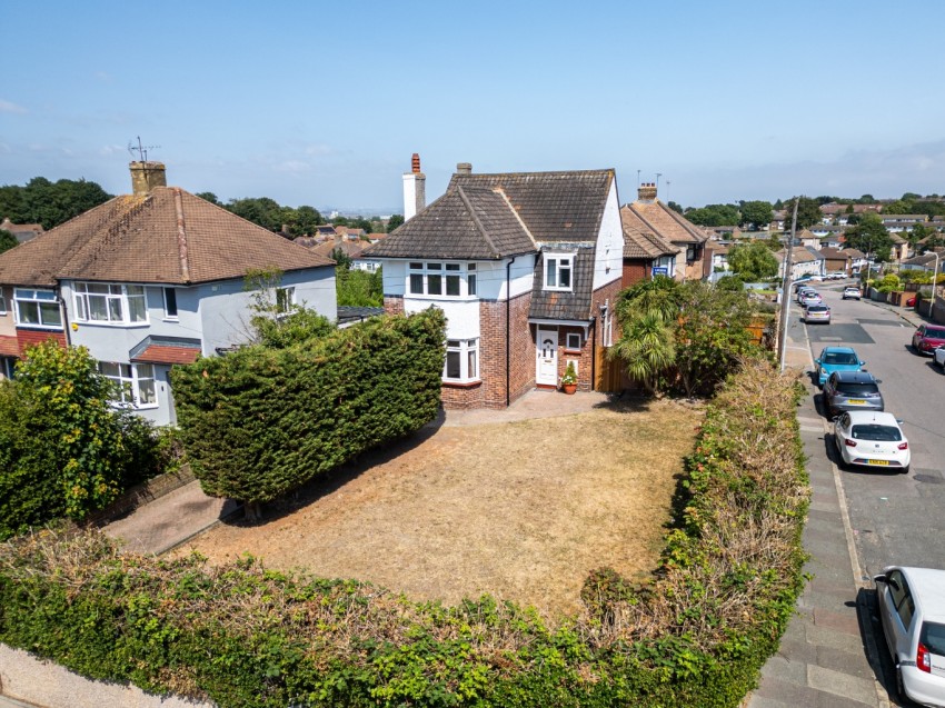 Images for Lamorna Avenue, Gravesend, Kent, DA12