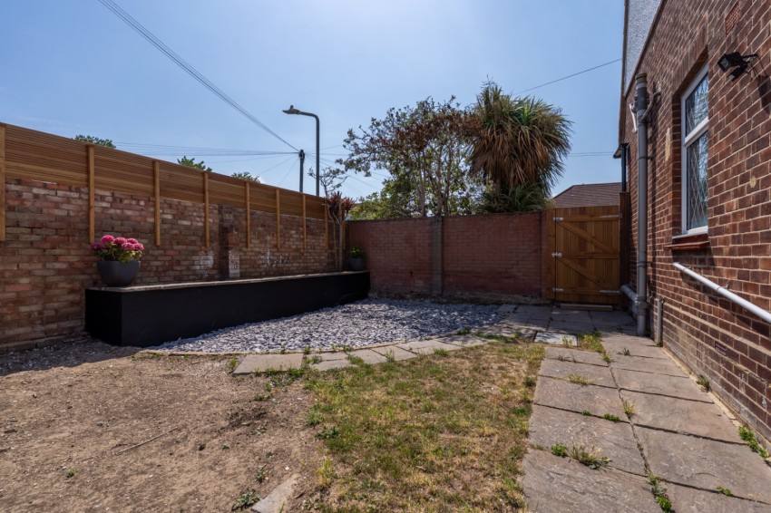 Images for Lamorna Avenue, Gravesend, Kent, DA12