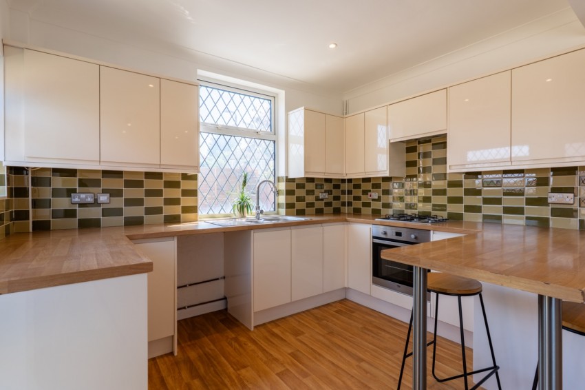 Images for Lamorna Avenue, Gravesend, Kent, DA12