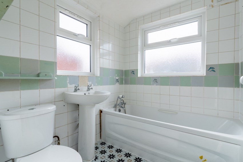 Images for Hartfield Place, Northfleet, Gravesend, Kent, DA11 9QU