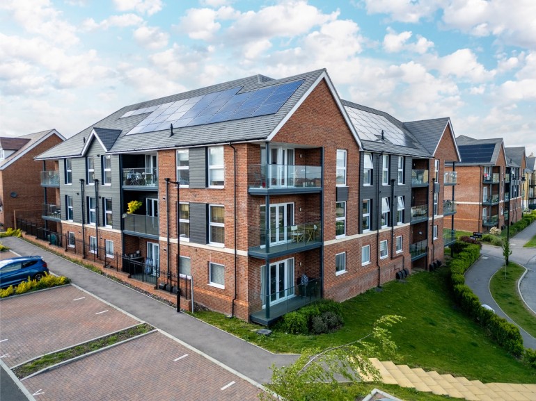Ackers Drive, Weldon, Ebbsfleet Valley, Swanscombe, Kent, DA10 1DX