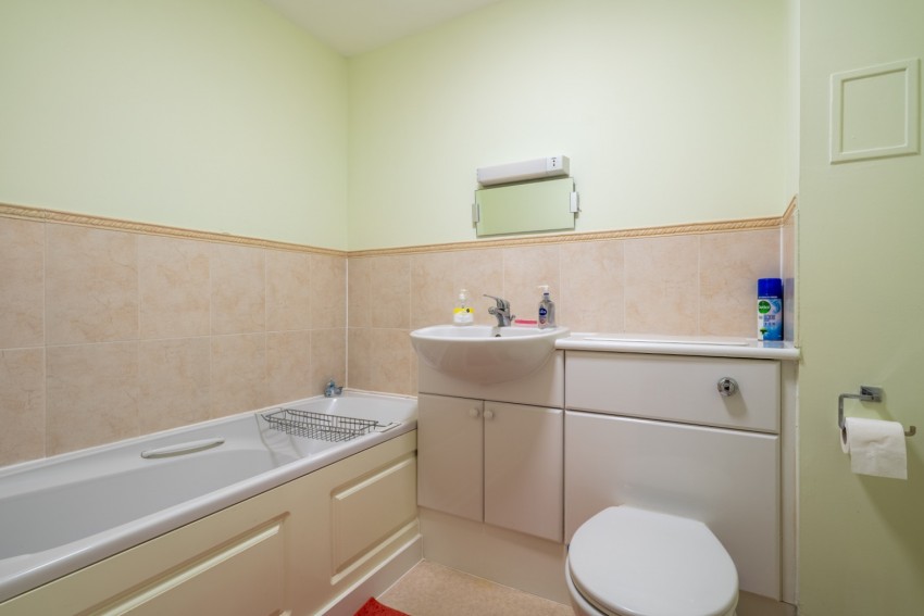 Images for Baltic Wharf, Clifton Marine Parade, Gravesend, Kent, DA11