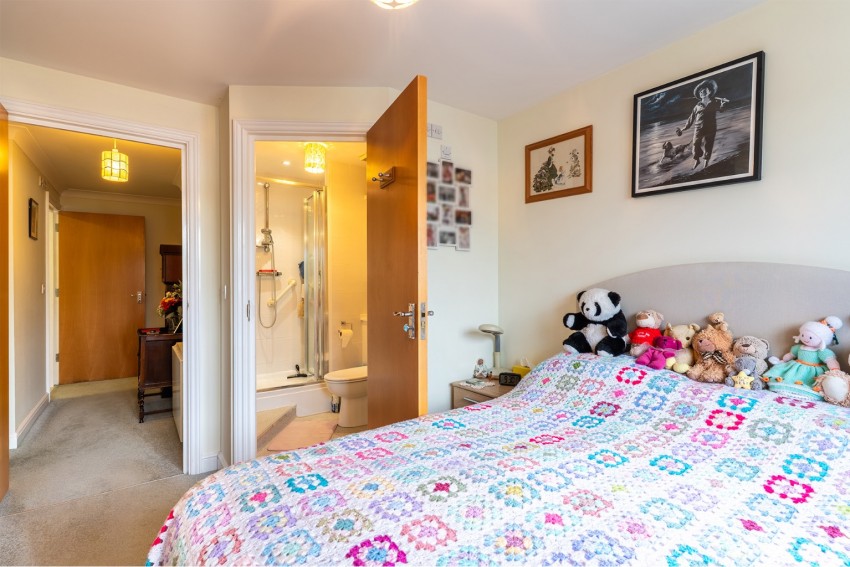 Images for Baltic Wharf, Clifton Marine Parade, Gravesend, Kent, DA11