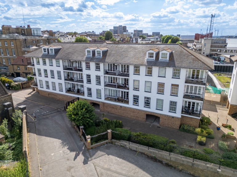 Heritage Quay, Commercial Place, Gravesend, Kent, DA12 2BF