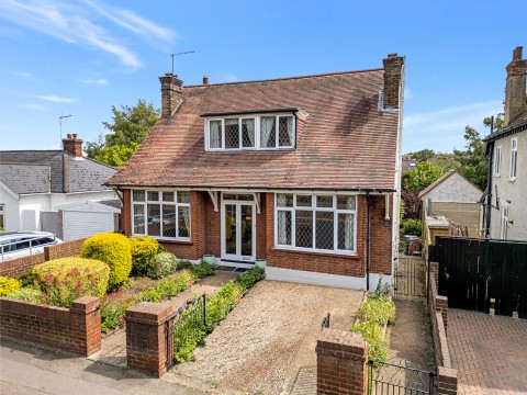 View Full Details for Cross Lane East, Gravesend, Kent, DA12 5HB