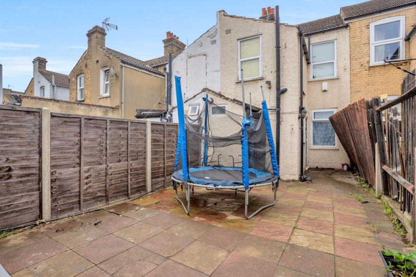 Images for All Saints Road, Northfleet, Gravesend, Kent, DA11 8RW