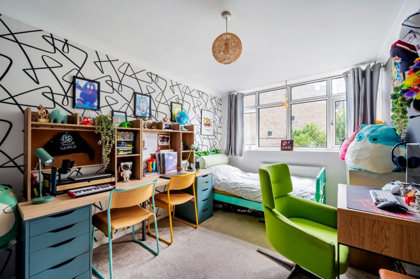 Images for Shrubbery Road, Gravesend, Kent, DA12 1JW