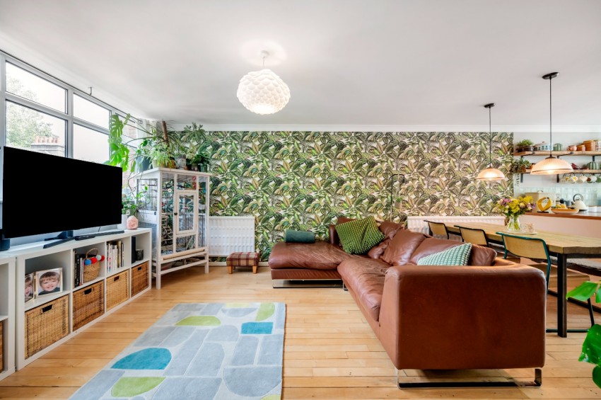 Images for Shrubbery Road, Gravesend, Kent, DA12 1JW