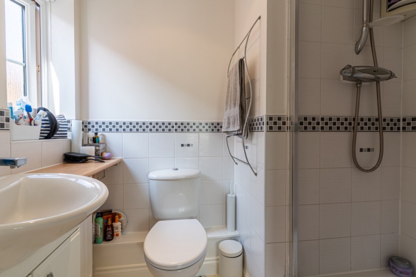 Images for Allens Mead, Gravesend, Kent, DA12 2JB