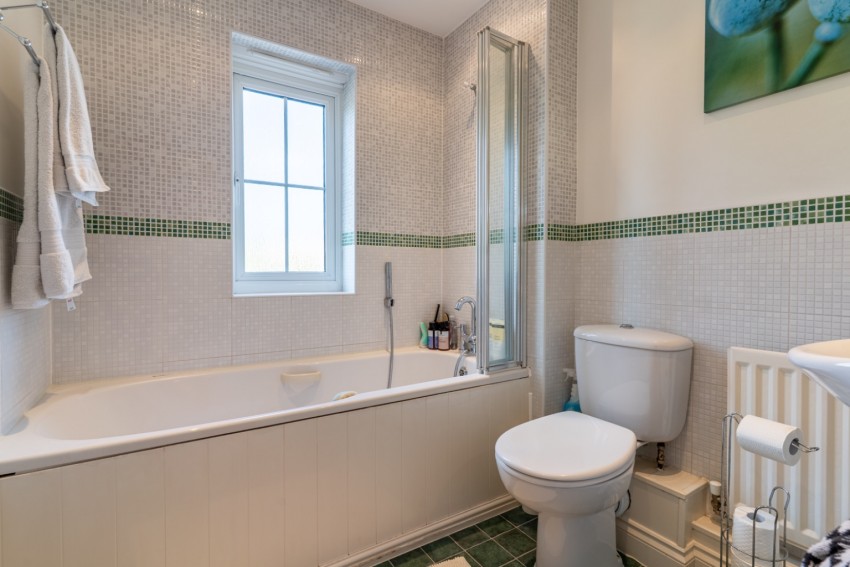 Images for Allens Mead, Gravesend, Kent, DA12 2JB