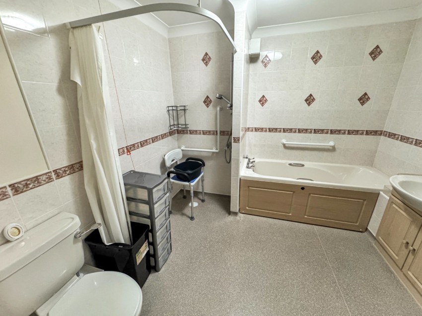 Images for Nelson Court, Glen View, Gravesend, Kent, DA12
