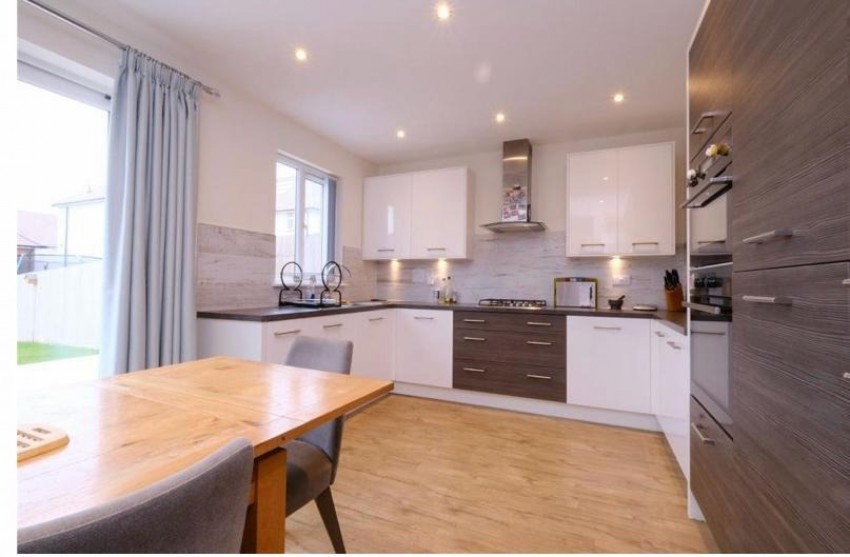 Images for Frost Close, Weldon, Ebbsfleet Valley, Swanscombe, Kent, DA10 1AS