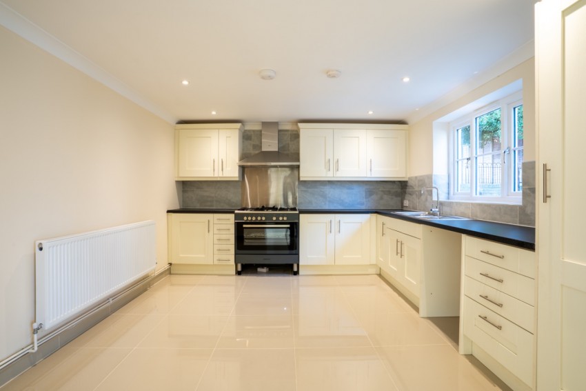 Images for Shrubbery Road, Gravesend, Kent, DA12 1JW