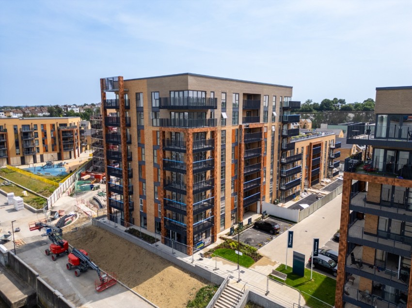 Images for Estella Heights, Cable Wharf, Northfleet, Kent, DA11